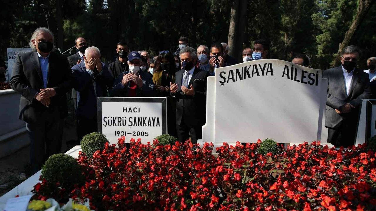 Şükrü Şankaya dualarla anıldı