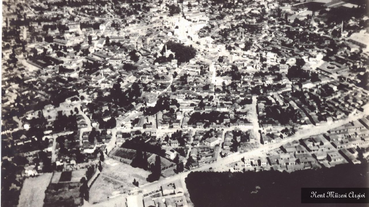 İnegöl'ün 80 yıl önce havadan çekilen fotoğrafları sizleri maziye götürecek