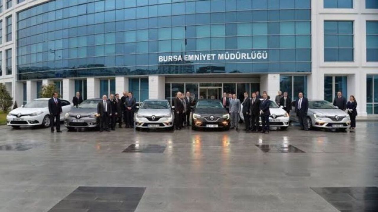 Bursa Emniyet Müdürlüğünde bazı müdürlerin görev yeri değişti