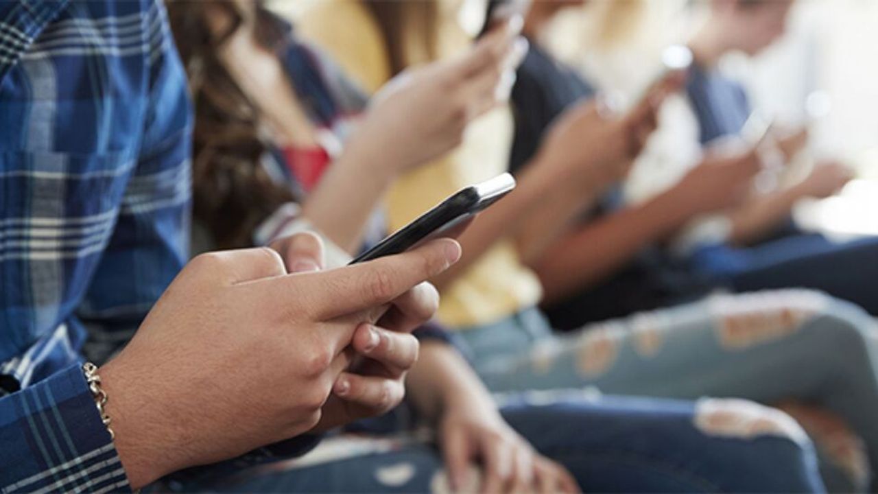 Çocuklara kaç yaşında akıllı telefon alınmalı?