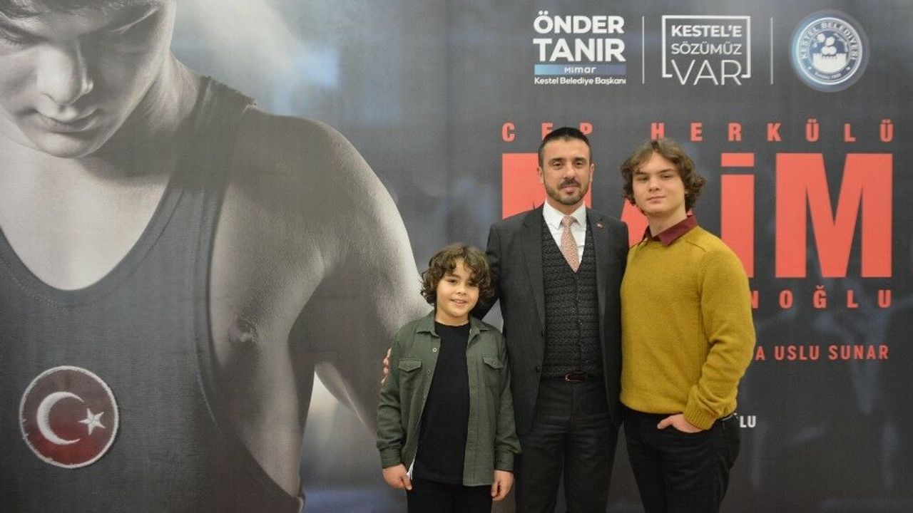 Cep herkülü, Kestellilerle buluştu