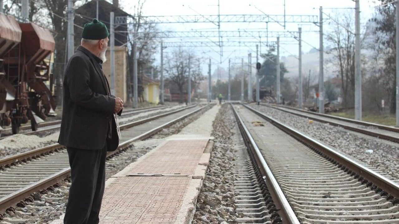  Bu şehirden tren geçiyor ama kimse bilmiyor