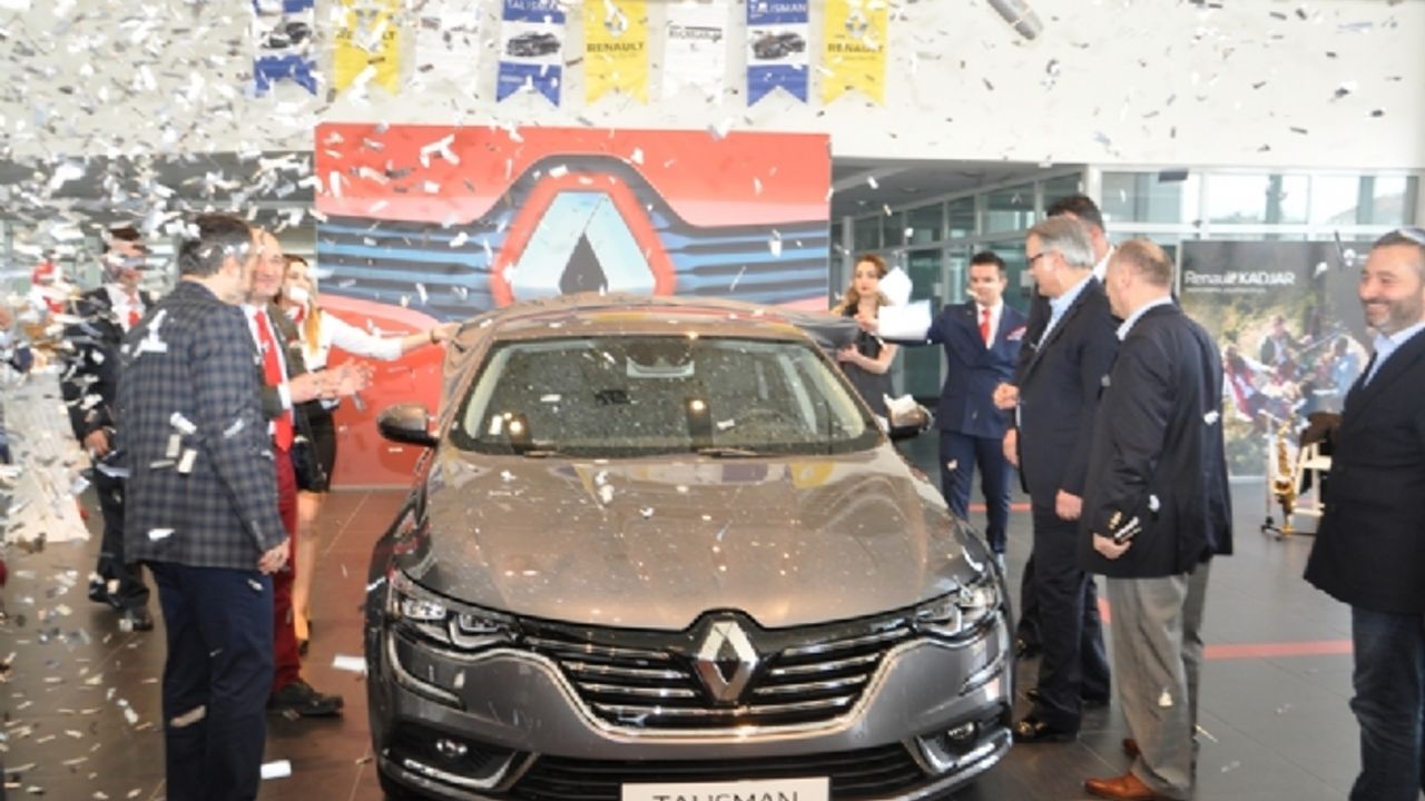  Renault Talisman görücüye çıktı