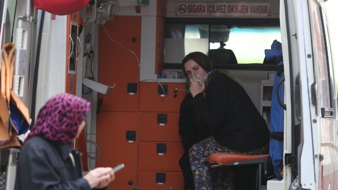 Bursada yangında 2 kişi dumandan etkilendi