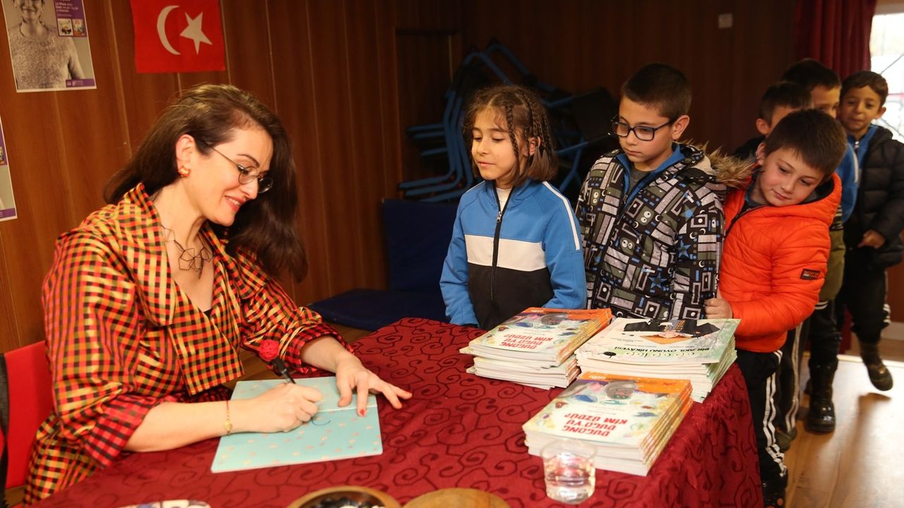 Nilüferde çocuklara kitap söyleşileri kırsal mahallelerde