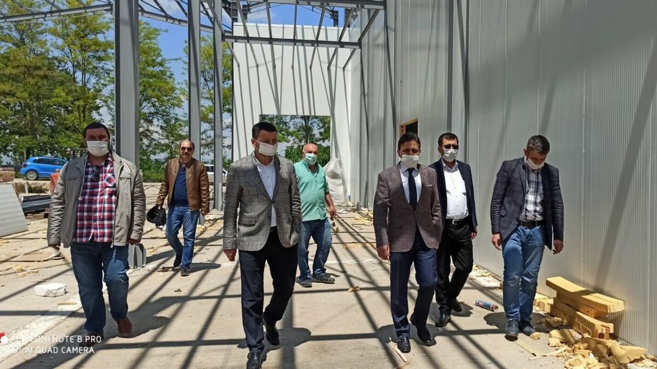 Soğuk hava deposu inşaatını inceledi