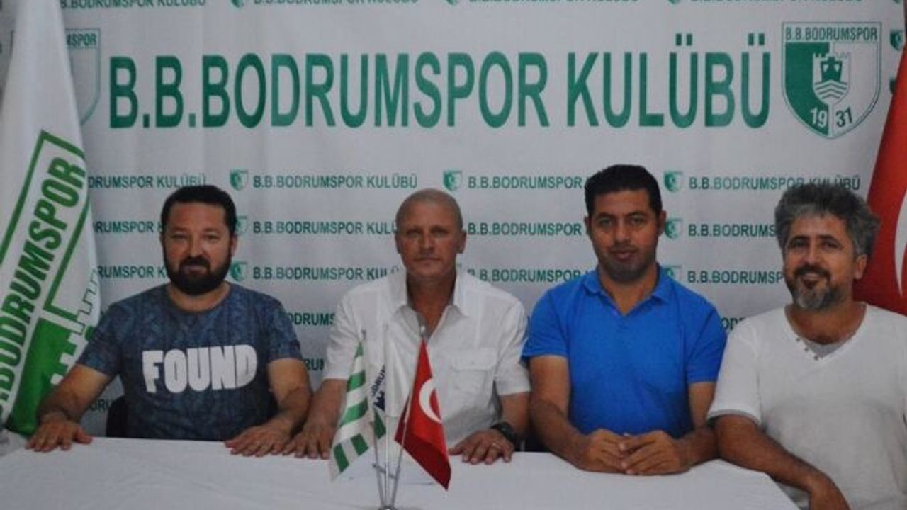 Necati Erkmen imzaladı