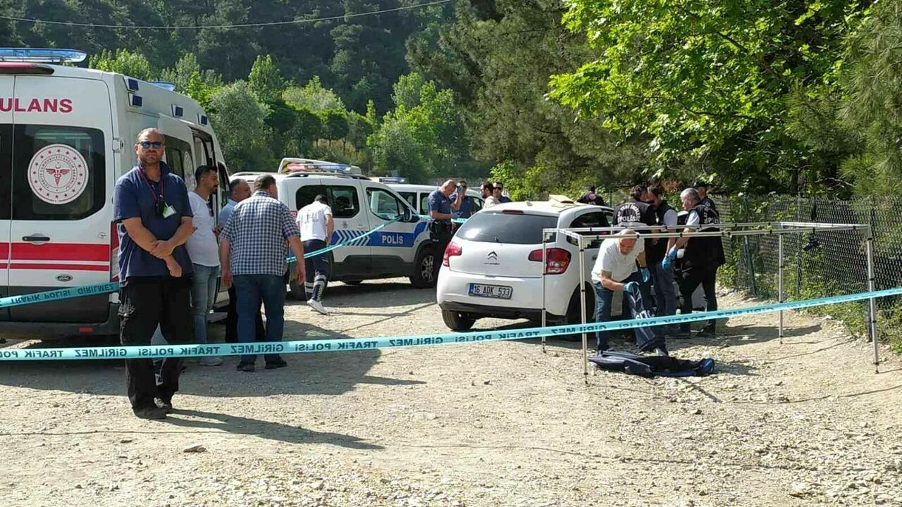 Bursada esrarengiz ölüm...Yanında tabanca bulundu