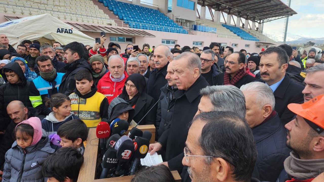 Cumhurbaşkanı Erdoğan açıkladı! Depremzedelere 1 yıllık kira yardımı