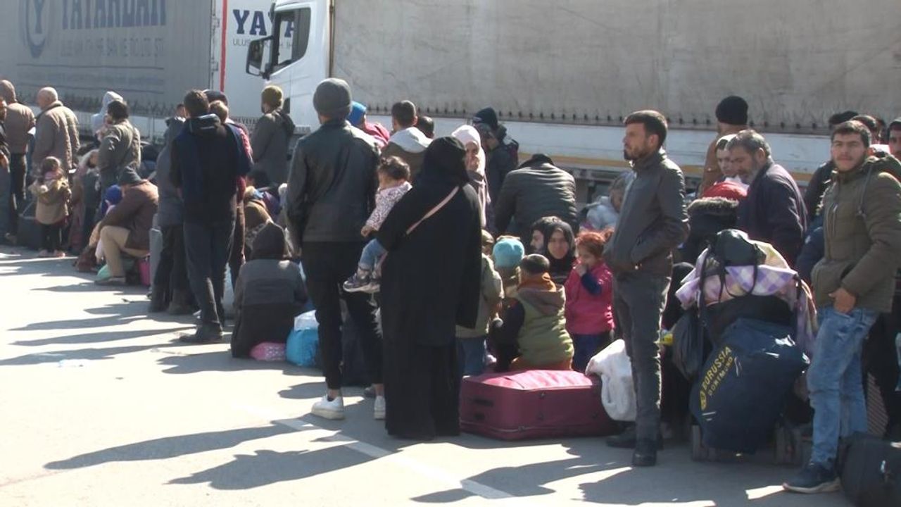 İşte deprem sonrası ülkesine dönen Suriyeli sayısı!
