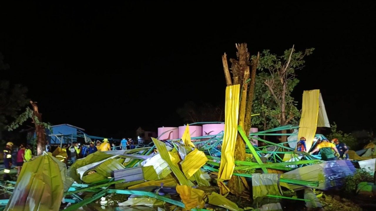 Tayland’da okul bahçesinin çatısı çöktü: 7 ölü