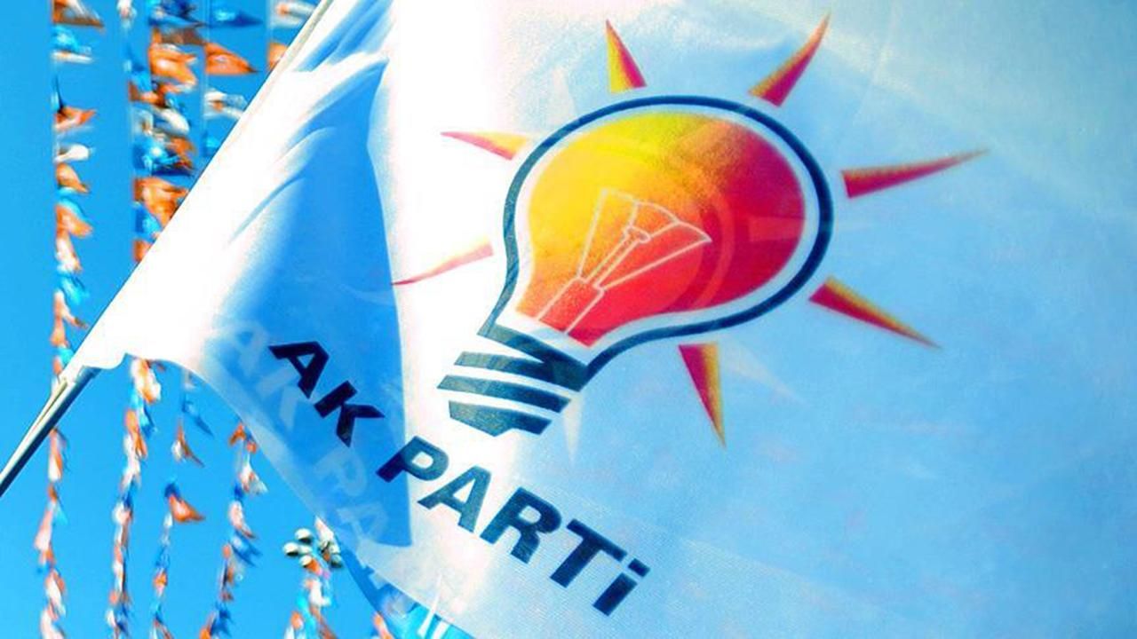 AK Parti Bursa'da istifalar peşpeşe geldi