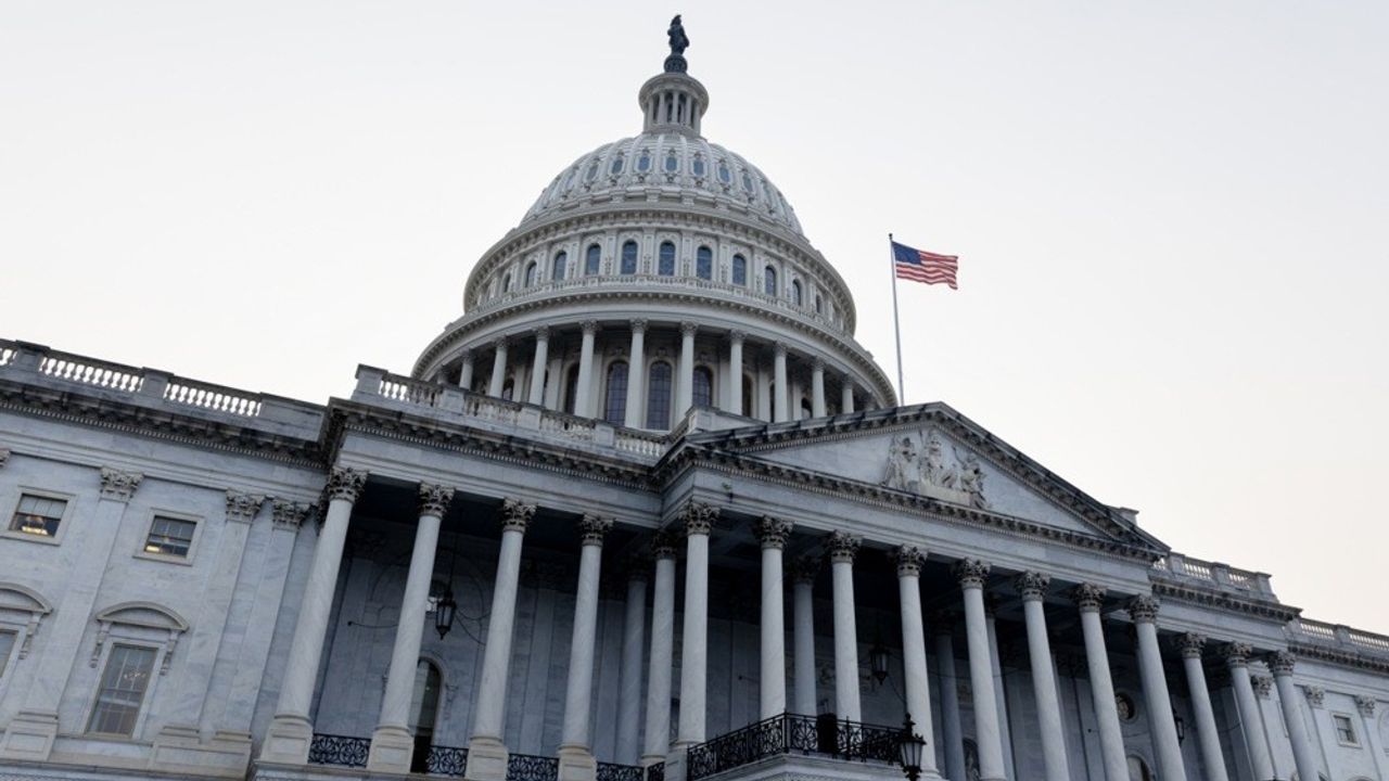 ABD Kongresinde silahlı saldırgan alarmı