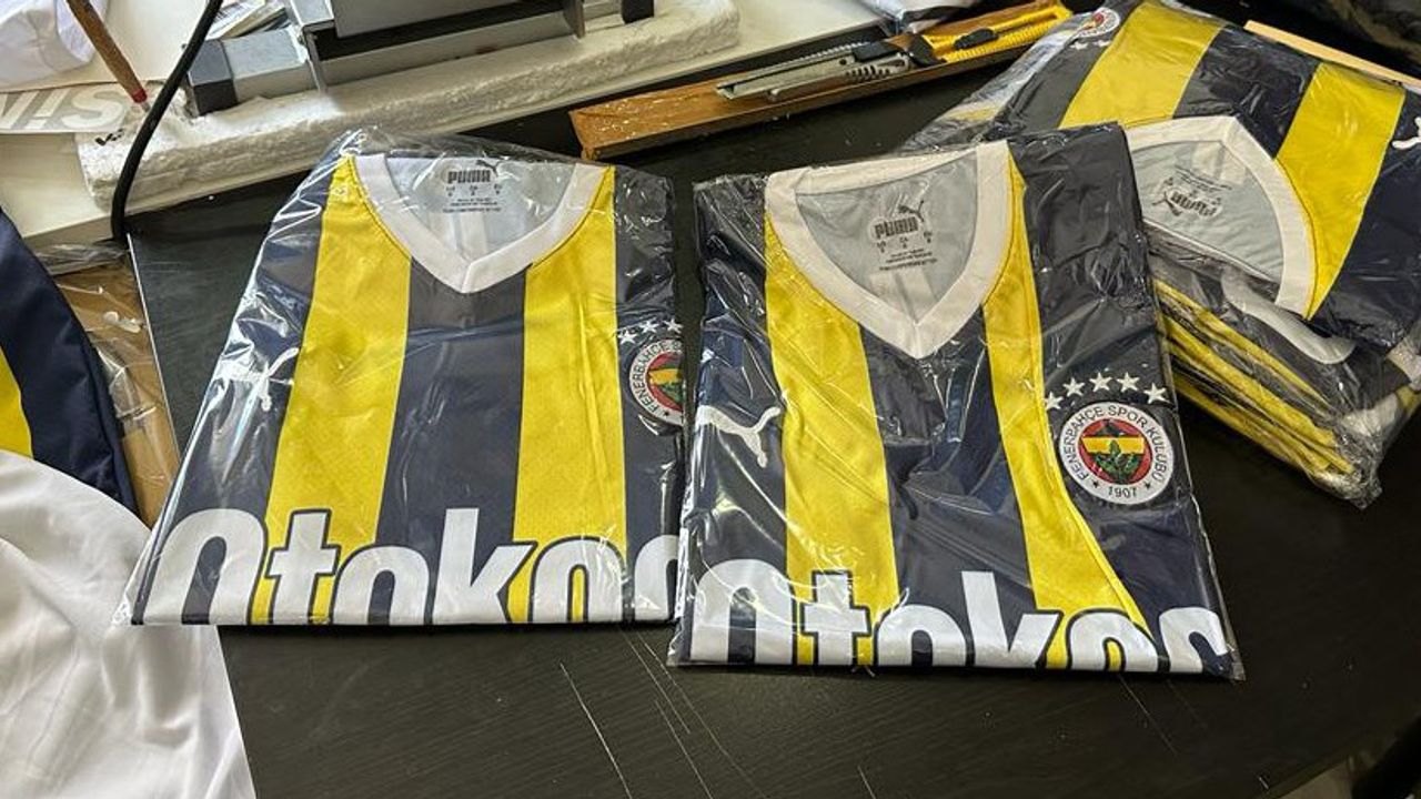 Sahte Fenerbahçe forması satanlara baskın