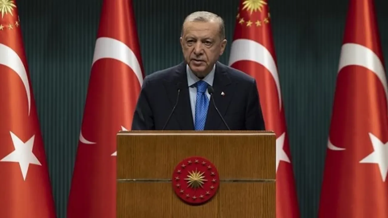 Erdoğan: İşçilerimizin onayını alacak asgari ücret seviyesiyle süreç yönetilecek