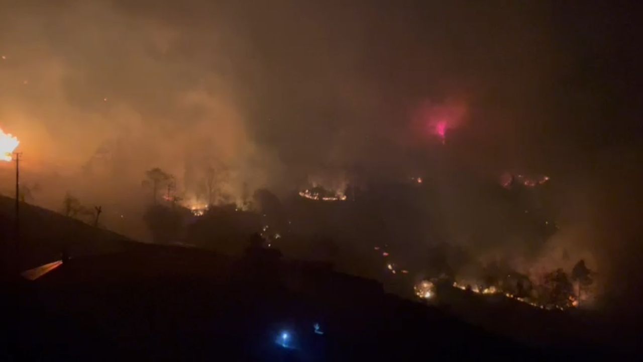 Trabzon'da şiddetli fırtına yangınlara neden oldu