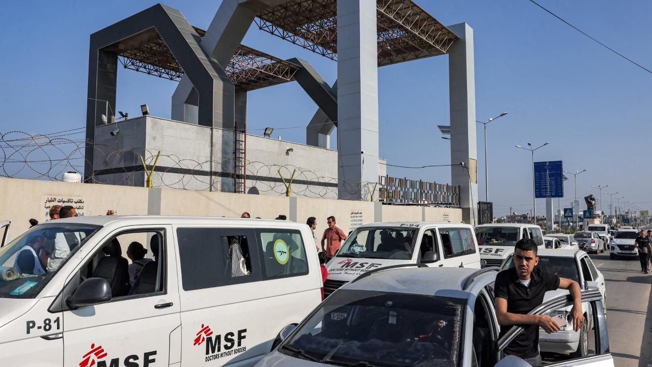 Refah Sınır Kapısı yaralılar ve yabancılar için açıldı