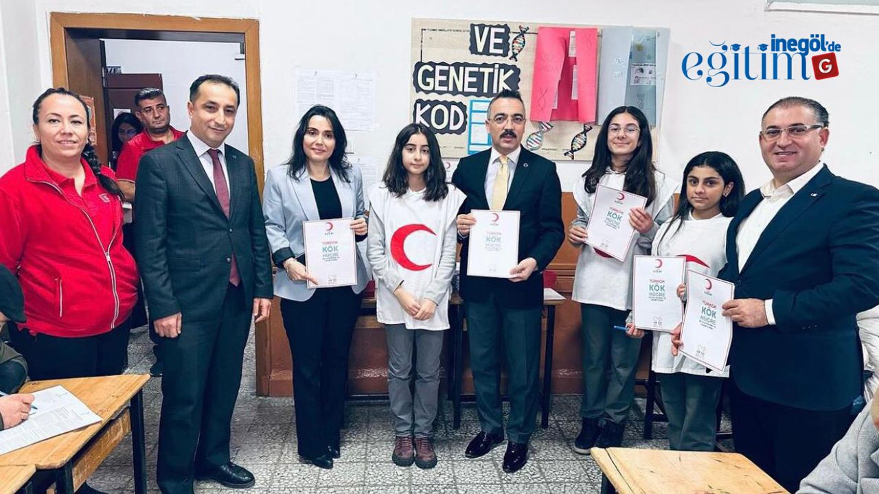 Gazipaşa Ortaokulu'ndan Rekor Kan Bağışı: Türkiye Rekorunu Yeniden Kırdılar!