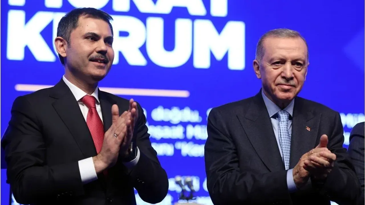 AK Parti İBB Adayı Kurum, katıldığı programda Cumhurbaşkanı Erdoğan ile telefon görüşmesi yaptı