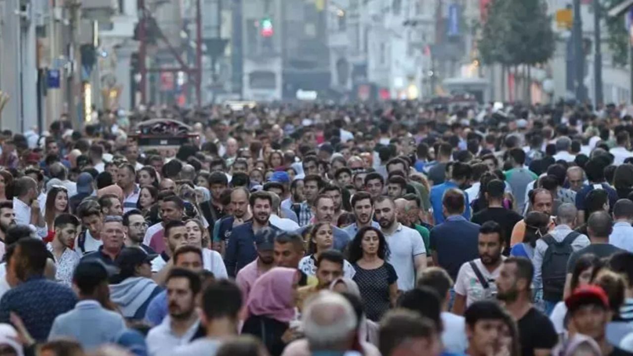 Türkiye'nin nüfusu açıklandı: Artış hızında sert düşüş