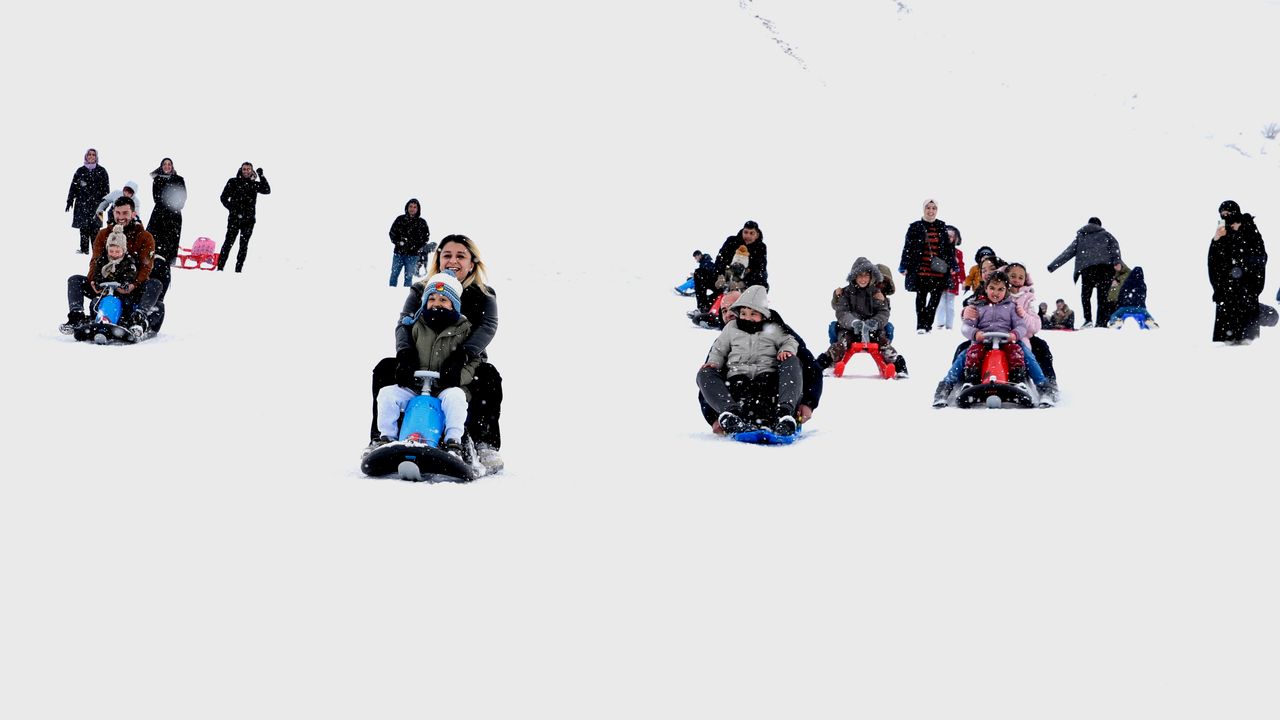 Erzurum’da eğitime bir gün ara verildi