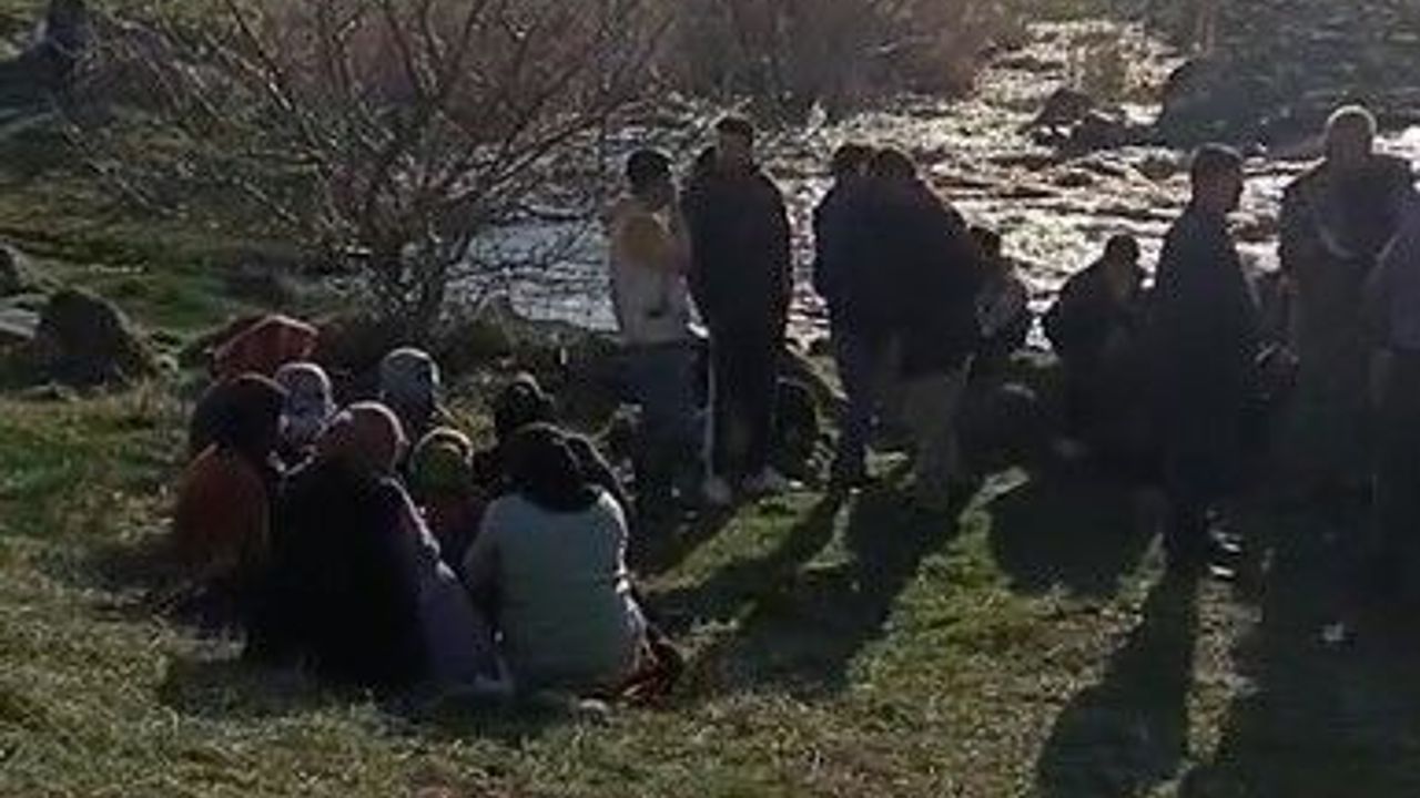 Bitlis'te dereye düşen çocuk hayatını kaybetti