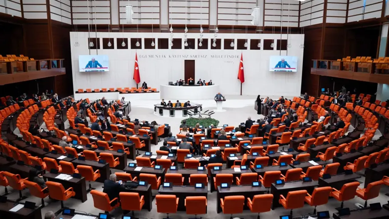 Yeni parti iddiaları sonrası gözler Meclis’te! CHP’nin kaç milletvekili var?
