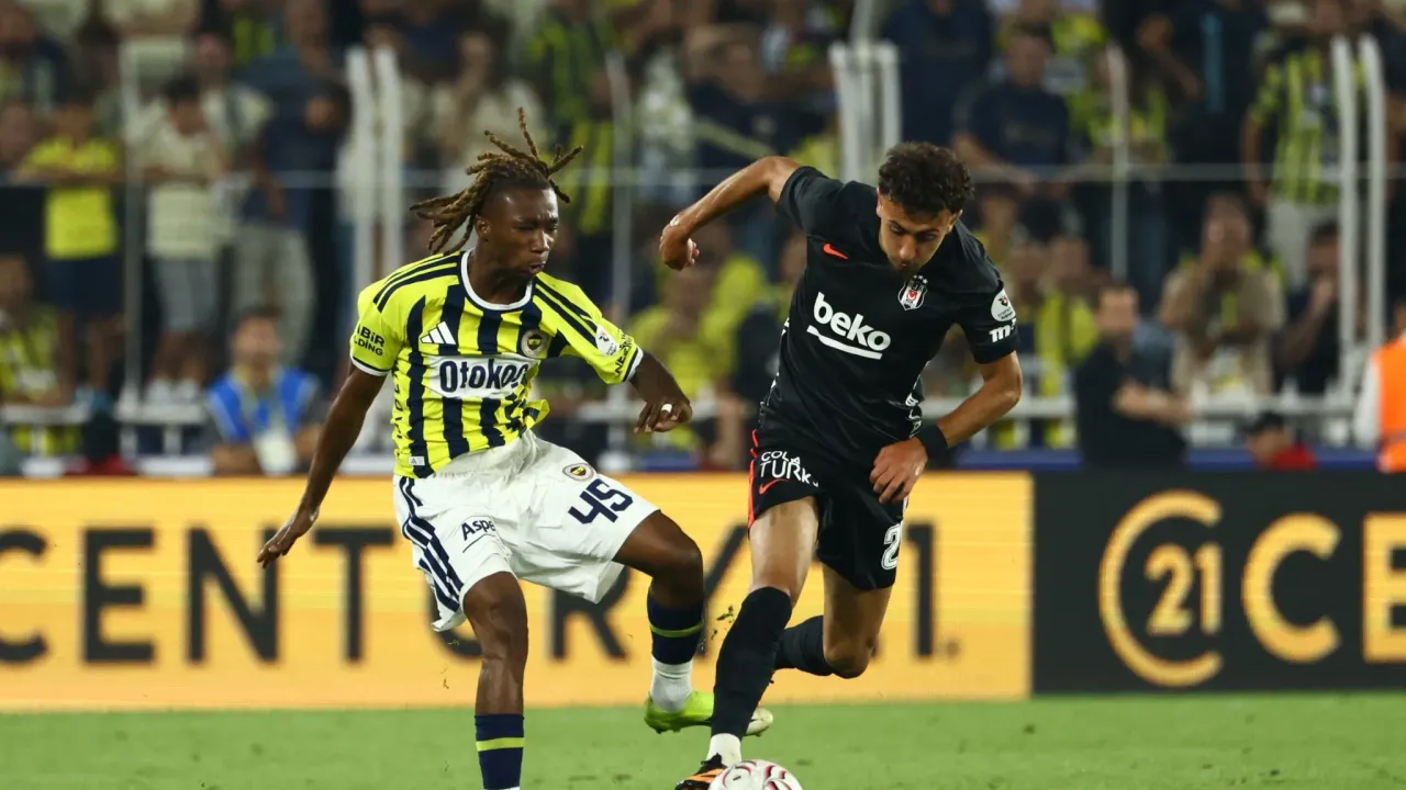 Fenerbahçe transferde orta sahaya yöneldi: Listenin üst sırasındaki isim dikkat çekti