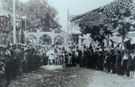 MAZİDEN BİR KARE: İNEGÖL'DE BİR BAYRAM SABAHI
