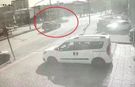Bursa'da kırmızı ışık kazası kamerada!
