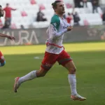 İnegöl Kafkasspor’un golcüsü Fatih Taşdelen Karşıyaka yolunda