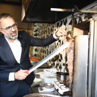Ferhat Erol Kimdir? Ferhat Erol Nereli? Ferhat Erol Kaç Yaşında?