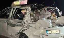Otomobil şarampole uçtu: 1 ölü, 2 yaralı