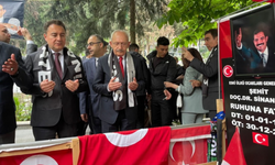 Kılıçdaroğlu ve Babacan Bursa'da Sinan Ateş'in mezarını ziyaret etti