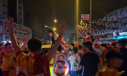 Galatasaray’ın şampiyonluğu Bursa’yı sokağa döktü