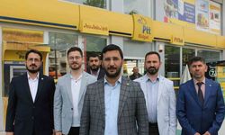 HÜDA-PAR, Kemal Kılıçdaroğlu’na parti programı hediye etti