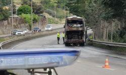 Yolcu otobüsü seyir halinde alev topuna döndü