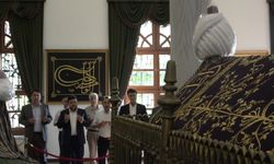 Osmanlı padişahı kabri başında anıldı