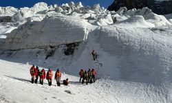Pobeda Dağı’na tırmanan 4 dağcı kayboldu