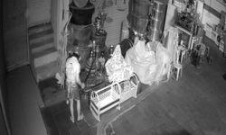 Antika dükkanındaki soygun kamerada