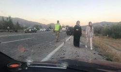 Kazada yaralanan gelin ve annesi kurtarılamadı