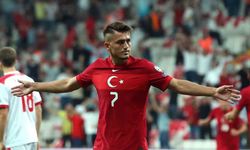 Milli futbolcu Cengiz Ünder Fenerbahçe'de