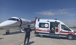 Hasta bebekler ambulans uçakla getirildi