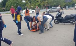 İnegöl'de Motosiklet Kaza Yaptı: Sürücü Hastaneye Kaldırıldı