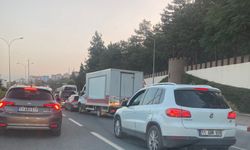 Bilecik'te Trafik Çilesi: Araç Kuyrukları 2 Kilometreye Ulaştı!