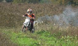 5 Yaşındaki Motosiklet Dahisi: Minik Ömer Ali'nin Büyük Rüyası