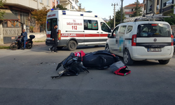 Motosiklet ile Otomobil Çarpıştı: Motosiklet Sürücüsü Yaralandı