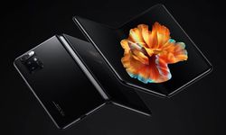 Xiaomi’den Samsung'a rakip: Katlanabilir telefon geliyor!