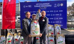 Bursa'da Çiftçilere Büyük Destek: 6 Ton Sertifikalı Yem Bezelyesi Dağıtıldı