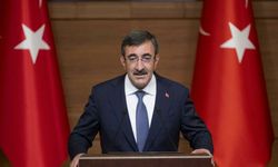 Yangın Yönetim Merkezi'ndeki toplantıda bakanlar orman yangınlarını ele aldı